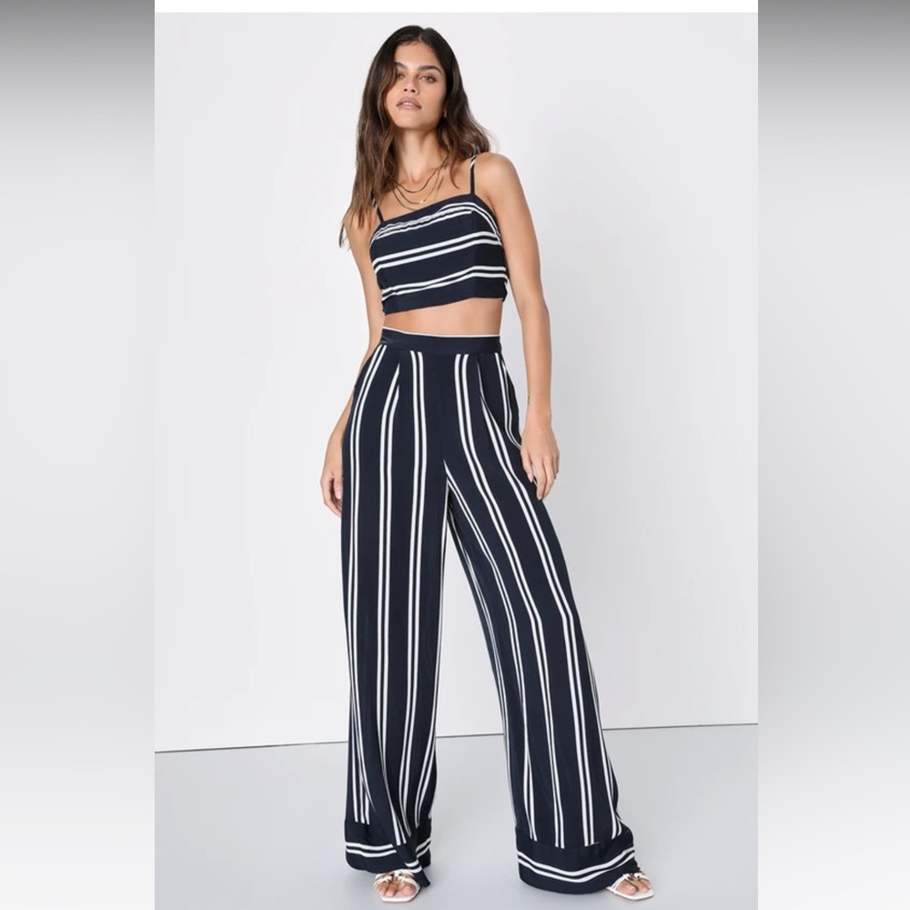 Lulus Costal Living : Navy Blue and White Striped Two-pieced Jumpsuit size Large
